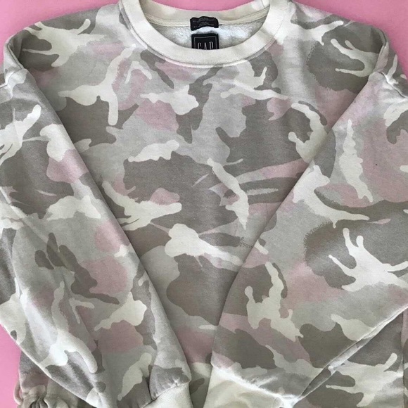 GAP XS Pink Camouflage Sweater & Sweatpants Set - Picture 2 of 4